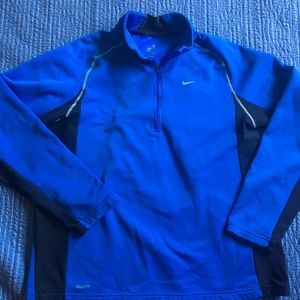 Nike Mens XL Pullover Wicking Shirt